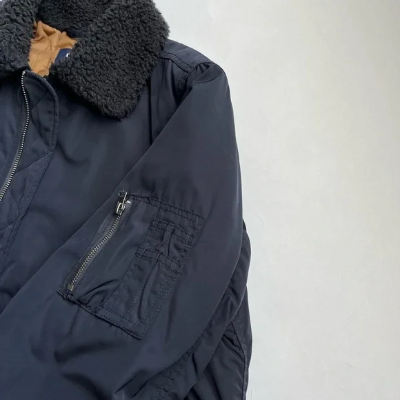 Gap men’s navy bomber jacket with sherpa collar - Picture 11 of 13